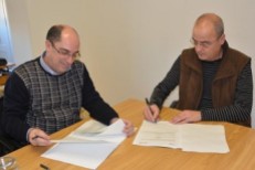 A 22 de Janeiro, João Paulo Sousa (Coordenador Regional do STAL) e Rui Garcia Assinatura do ACEEP com a AMRS. Foi o primeiro a ser assinado no Concelho de Setúbal